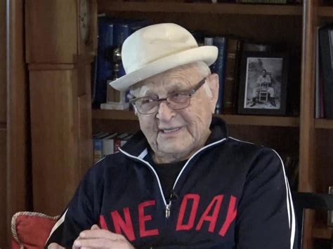 What makes Norman Lear, at 98, still tick? - CBS News