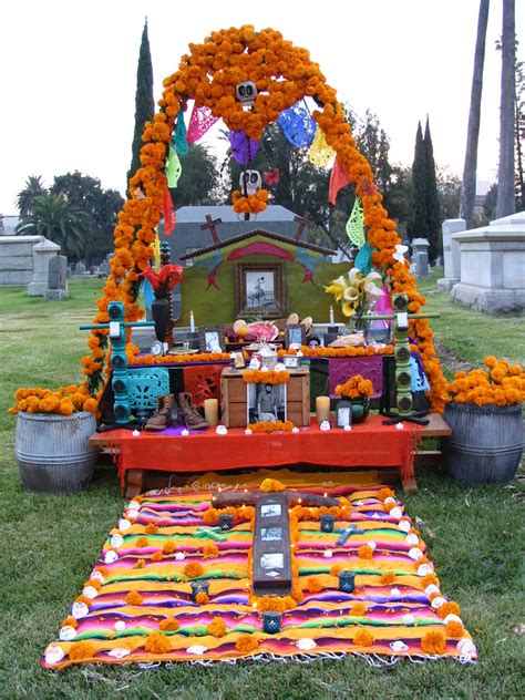 How to Celebrate Day of the Dead | Day of the dead party, Day of the dead, Dia de los muertos