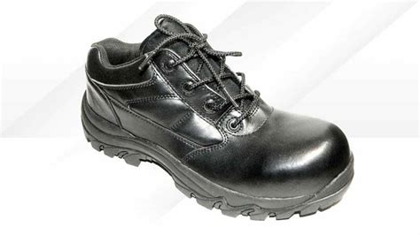 Steel toe safety shoes buy in Cheras