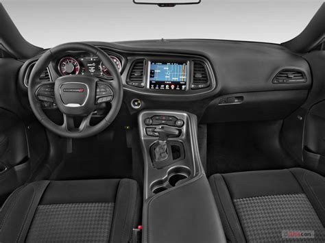 2015 Dodge Challenger Interior | U.S. News & World Report