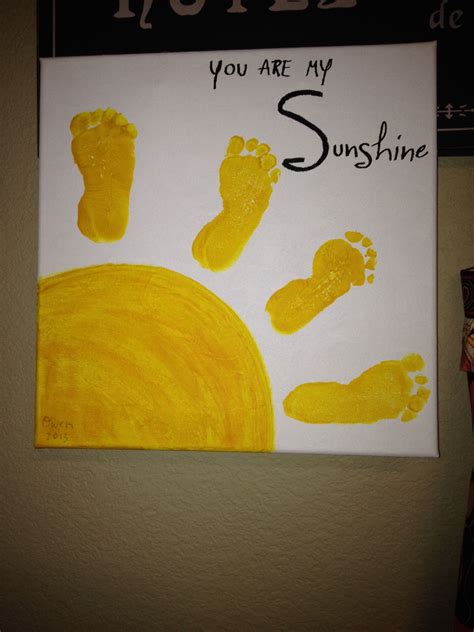 Crafting - Easy Baby Handprint Crafts