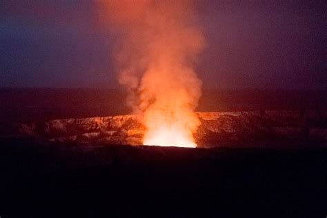 Halemaumau Crater Kilauea in Hawaii - Charismatic Planet