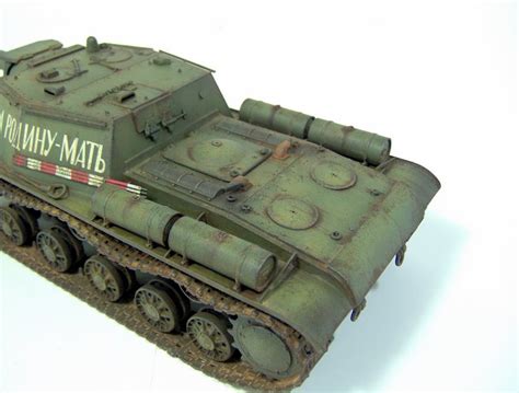 Gulumik Military Models: SU-152 1/35 more photos details