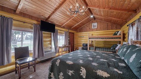 Comfortable Log Cabins in Ashton, Idaho | Ashton Log Cabin Rentals