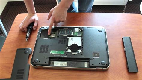 How to Remove a Hard Drive From a Laptop Computer - YouTube