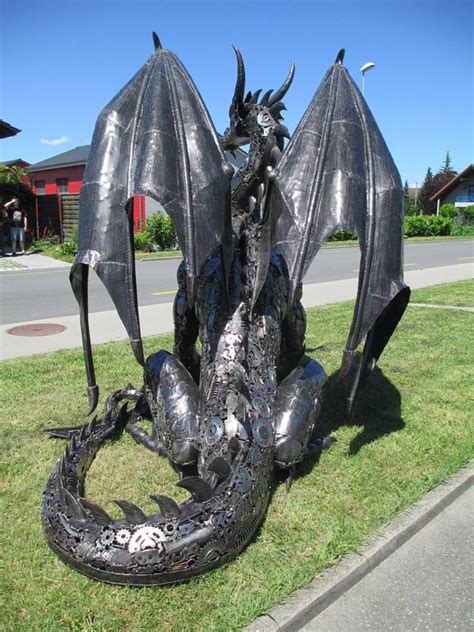 steampunktendencies: “ Scrap Metal Dragon” ~Art-Sculpture~ | Scrap metal art, Metal art diy ...