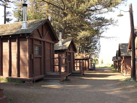 roosevelt-lodge-cabins-01 | Yellowstone National Park Lodges