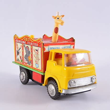 TOY CAR, tin/plastic, "Singing Circus", Tomy, Japan. Toys - Auctionet