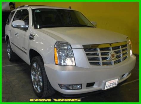 Purchase used 2009 Cadillac Escalade Hybrid SUV in Fountain Valley, California, United States