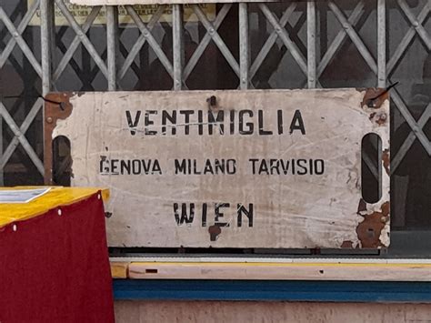 some sign from Ventimiglia station : r/trains