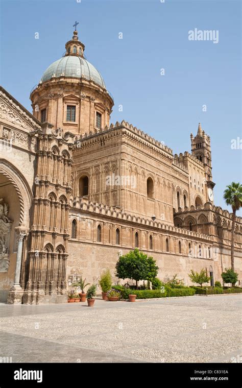 Palermo Cathedral, Palermo, Sicily, Italy Stock Photo - Alamy