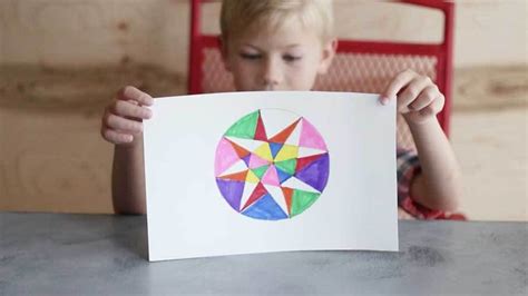 Create Geometric Circle Art | Crafts for Kids | PBS KIDS for Parents