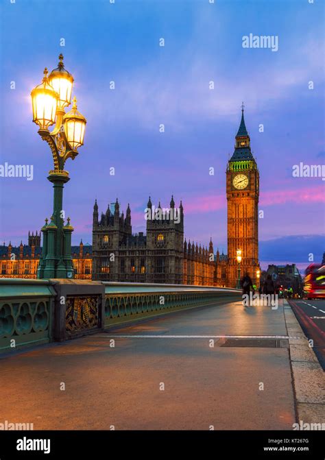 London - House of Parliament Night Stock Photo - Alamy