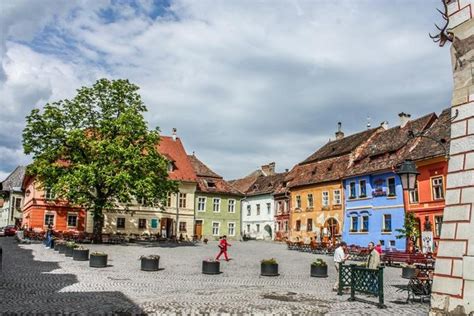 Travel to Sighisoara, Romania - RomaniaTourStore