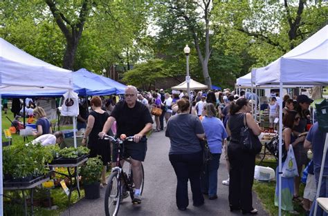 11 of the Best Farmers Markets in Chicago | UrbanMatter