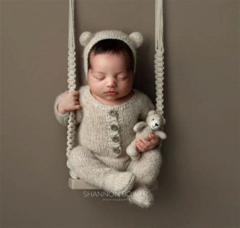 10 New Born Baby Photoshoot Themes and Concepts