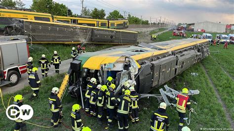 Train derailment near Vienna kills 1 – DW – 05/09/2022