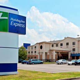 Holiday Inn Express Pittsburgh-North - 10 Photos & 10 Reviews - Hotels - 10 Landings Dr ...