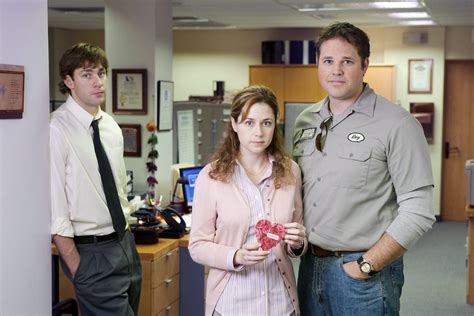 'The Office' Quietly Connected Jim Halpert and Pam Beesly Before They Dated, and Most Fans Missed It