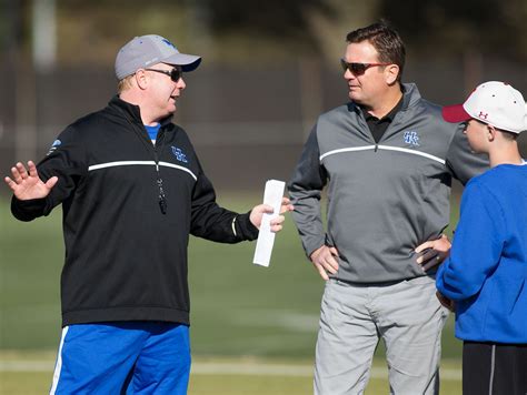 Mark Stoops was ‘shocked’ by brother Bob Stoops’ retiring | USA TODAY ...