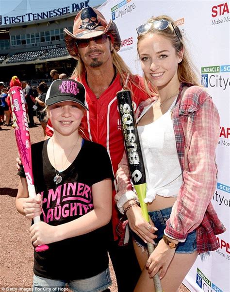 Jamie Lynn Spears looks sporty and chic at charity softball game | Bret michaels daughters ...