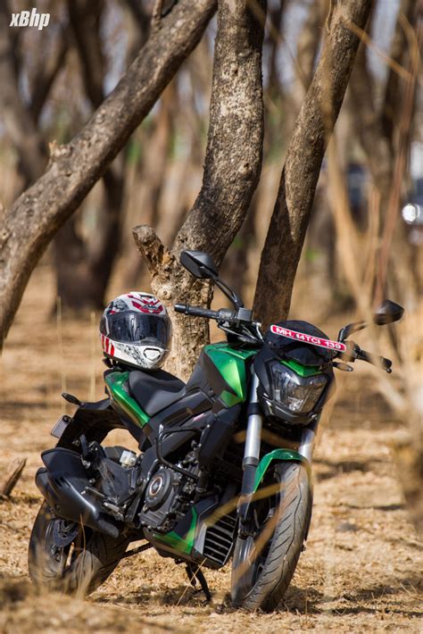 New Bajaj Dominar Review: First (hyper)Ride of 2019