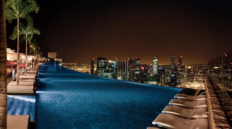 8 of the World’s Most Daring Swimming Pools Photos | Architectural Digest