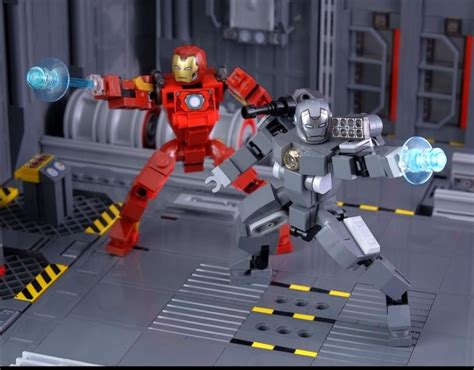 Micro Iron Man & War Machine in action! (Moc) : r/lego