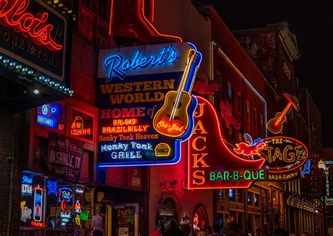 Nashville, Tennessee is a Hotbed for Live Music - Traveler Master