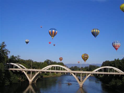 Grants Pass, OR : Ballons over 6th Street Bridge, 2005 photo, picture, image (Oregon) at city ...