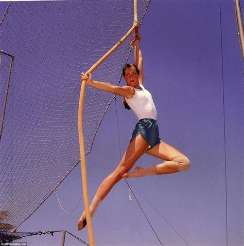 Brooke Shields's high-flying act in never-before-seen photographs ...