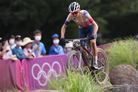 Tom Pidcock wins cross-country mountain biking gold as Team GB continues medal rush at Tokyo ...