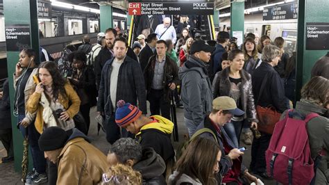 MTA WTF: A visual timeline of the subway’s epic 2017 meltdown - Curbed NY