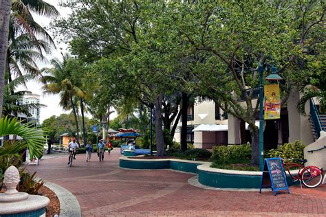 Riverwalk Promenade in Fort Lauderdale, Florida - Encircle Photos