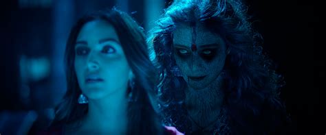 Ahead of Phone Bhoot, 5 Indian Horror Comedy Films To Watch | Katrina Kaif, Siddhant & Ishaan ...