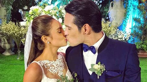 Pancho Magno And Max Collins' Tearful Wedding Vows