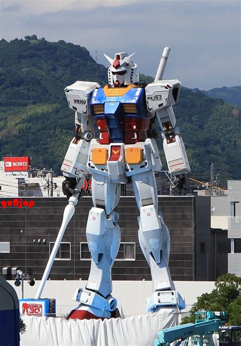 1/1 RG Statue RX-78-2 Gundam in Shizuoka, High Res.Images | GUNJAP