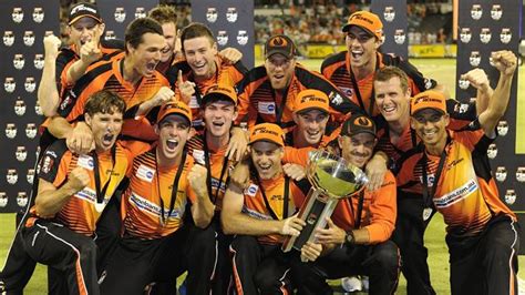 Perth Scorchers win Big Bash title at third attempt, downing Hobart Hurricanes in the final ...