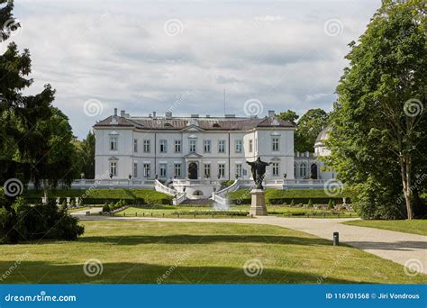 Beautiful Palanga Amber Museum in Tiskeviciai Palace and Botanic ...