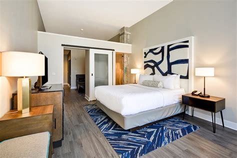 HOTEL INDIGO KANSAS CITY - THE CROSSROADS $93 ($̶1̶3̶1̶) - Updated 2020 Prices & Reviews - MO ...