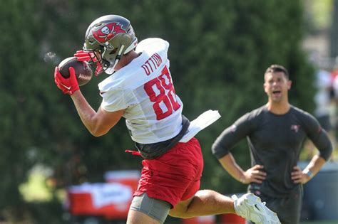 Cade Otton Continuing To Grow As Bucs No.1 TE