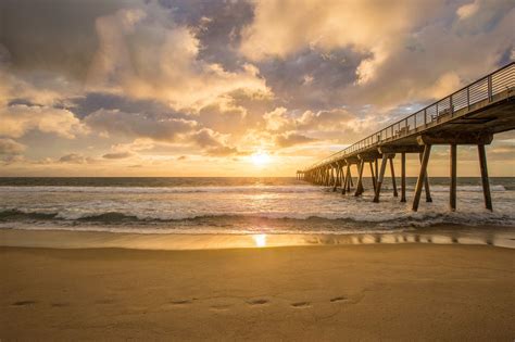 Hermosa Beach Pier at Sunset - Sunset at the Hermosa Beach, California ...