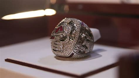 Colorado Avalanche unveil 14-karat white gold 2022 Stanley Cup ...