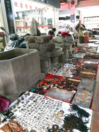 Song Xian Qiao Antique and Art Market (Chengdu) - 2020 All You Need to ...