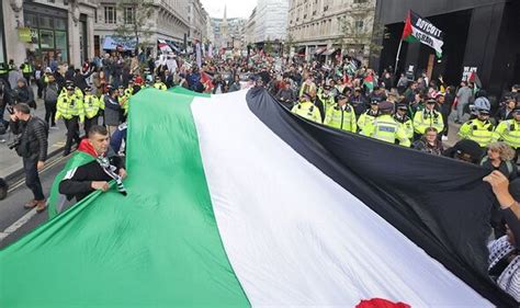 Pro-Palestine protests begin in London attracting thousands of people | UK | News | Express.co.uk