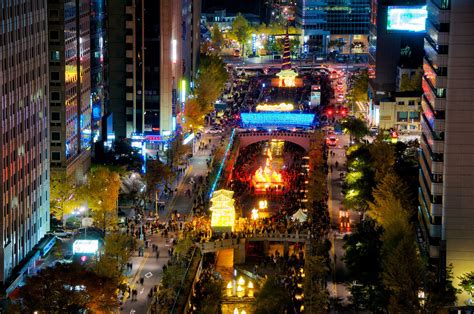 Seoul Lantern Festival, Cheonggyecheon Stream | Robert Koehler Travel ...