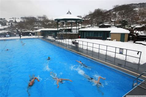 New Years Day Swim - Hathersage Swimming Pool