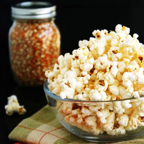 Cheesy Popcorn (vegan, gluten free, dairy free) by Jesse Lane Wellness