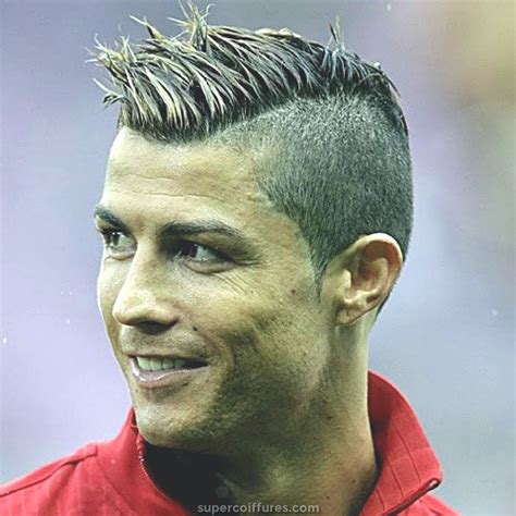 18 idées de coupe de cheveux de Cristiano Ronaldo pour votre ...