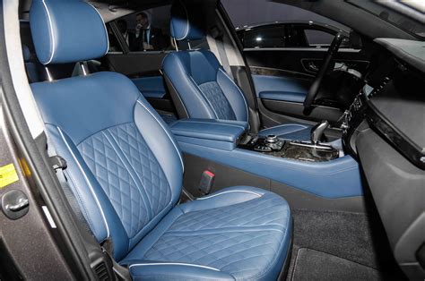 2015 Kia K900 Slashes Base Price, Gets New Quilted Leather Options